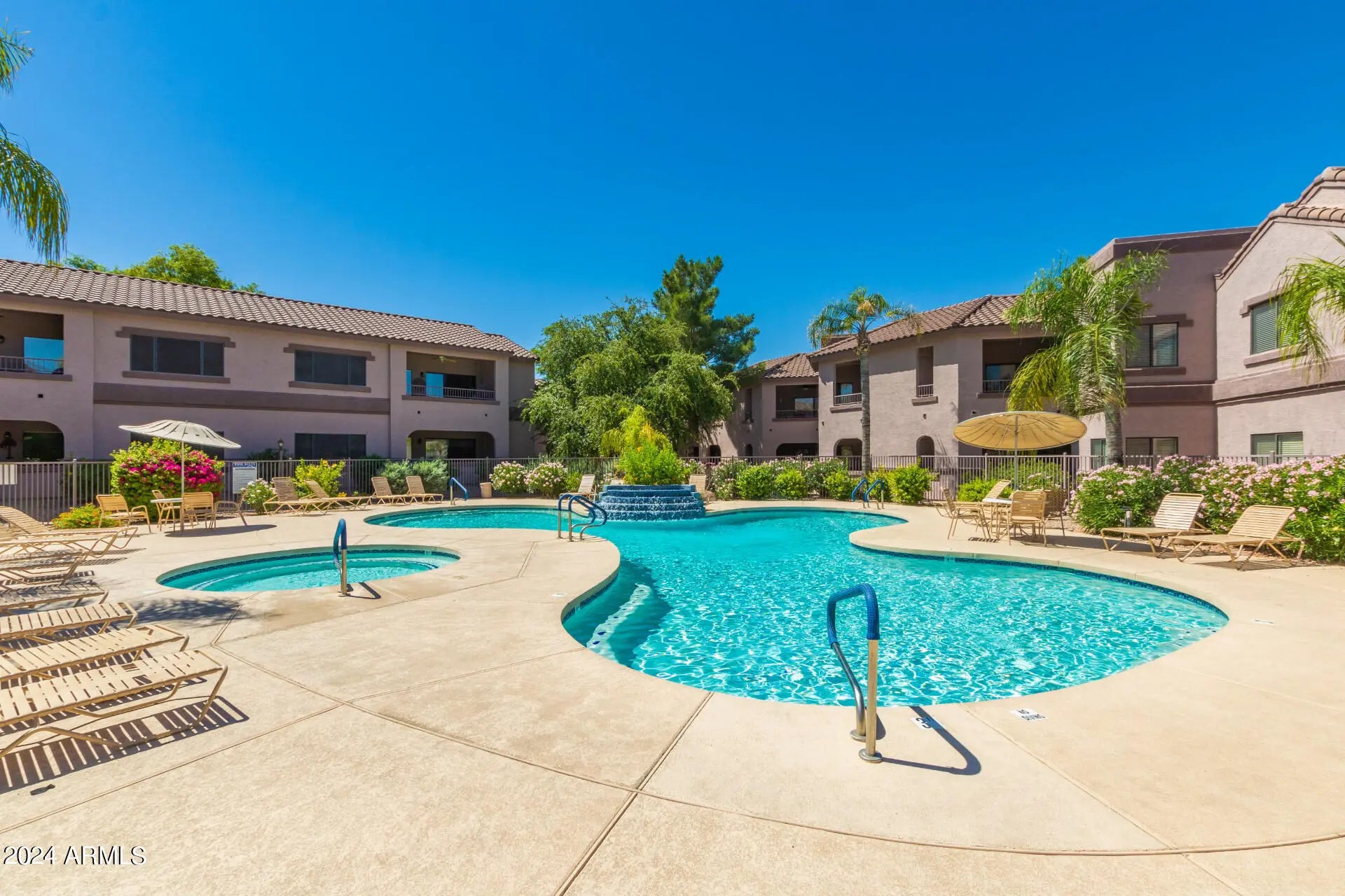 Photo of Listing #6683653