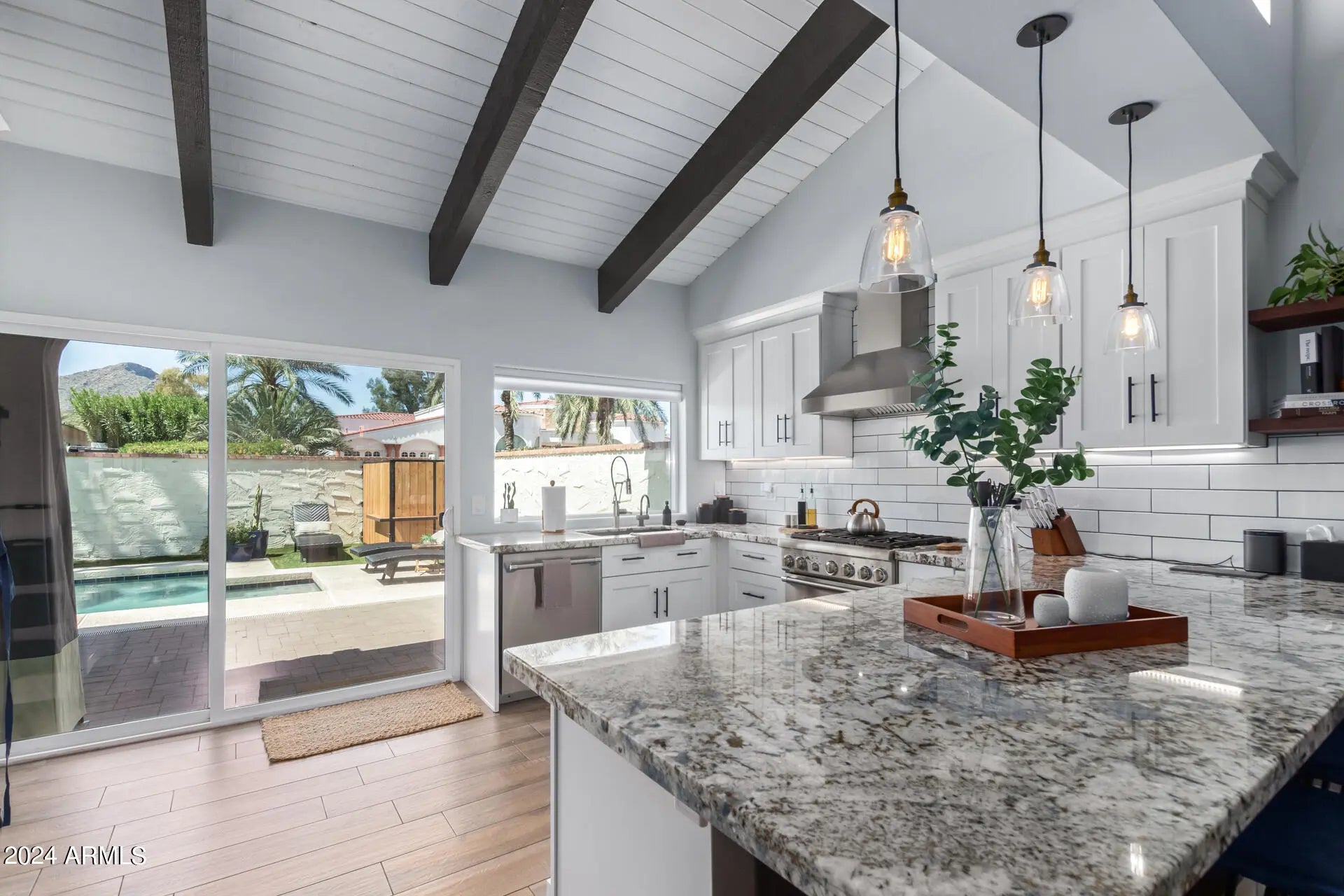 Photo of Listing #6688116