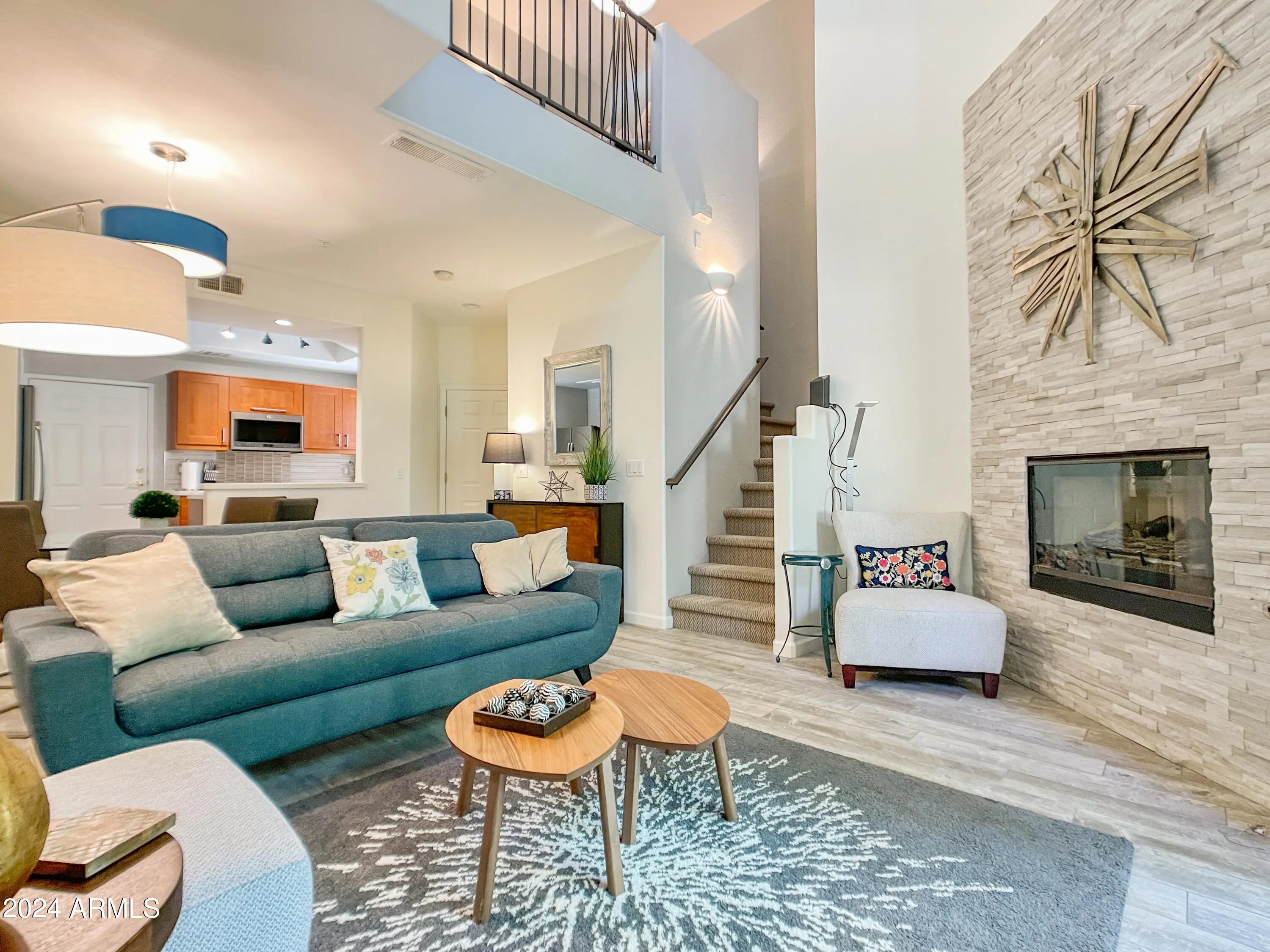 Photo of Listing #6696156