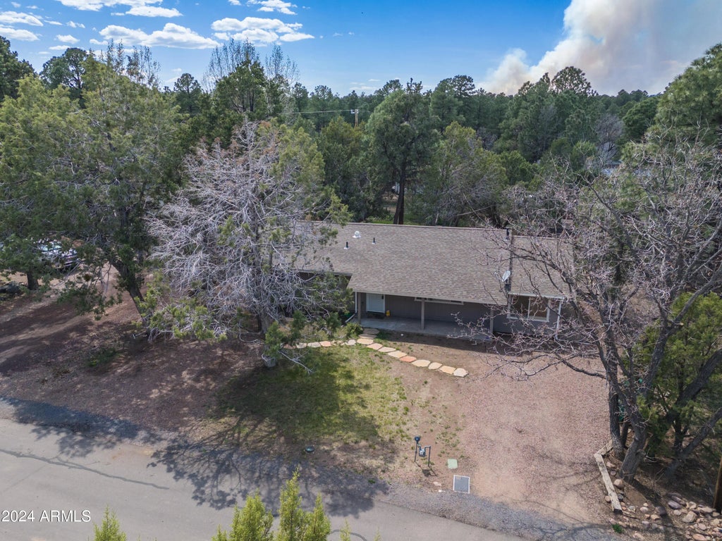 320 S 11th Avenue, Show Low