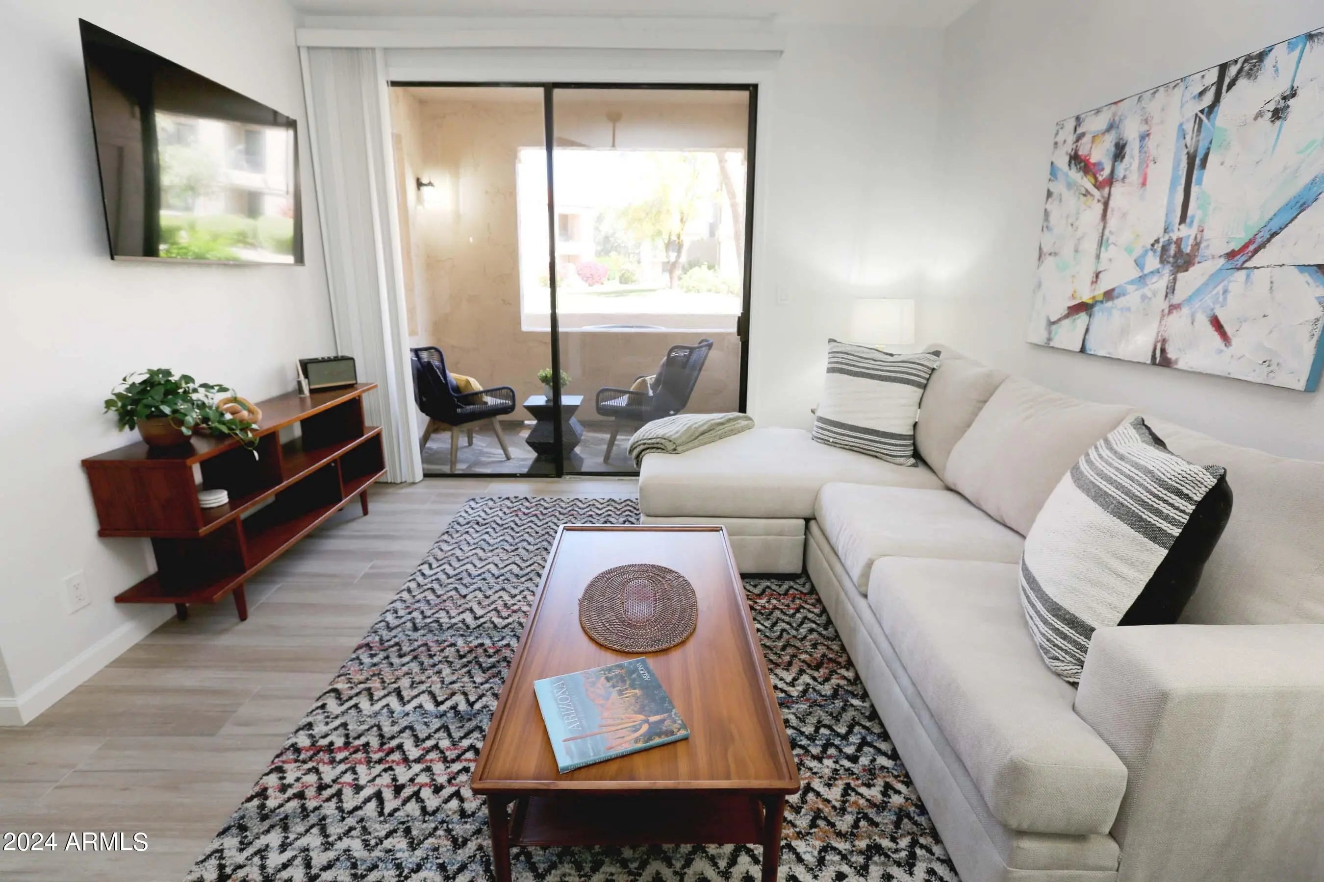 Photo of Listing #6700710