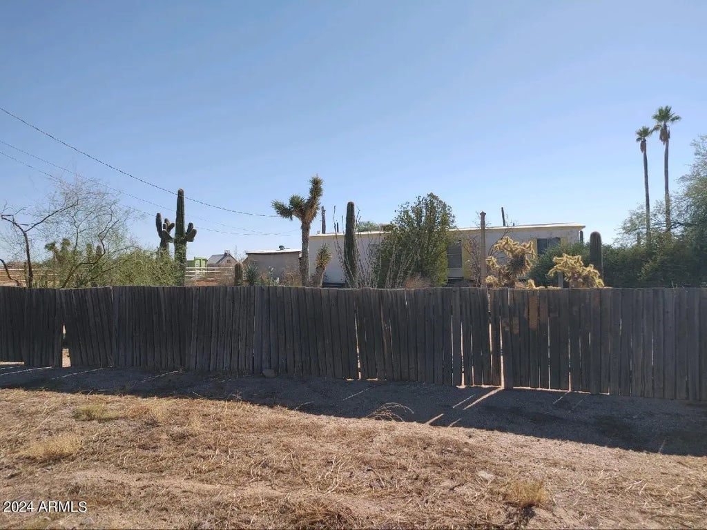 22695 E Cactus Forest Road, Florence