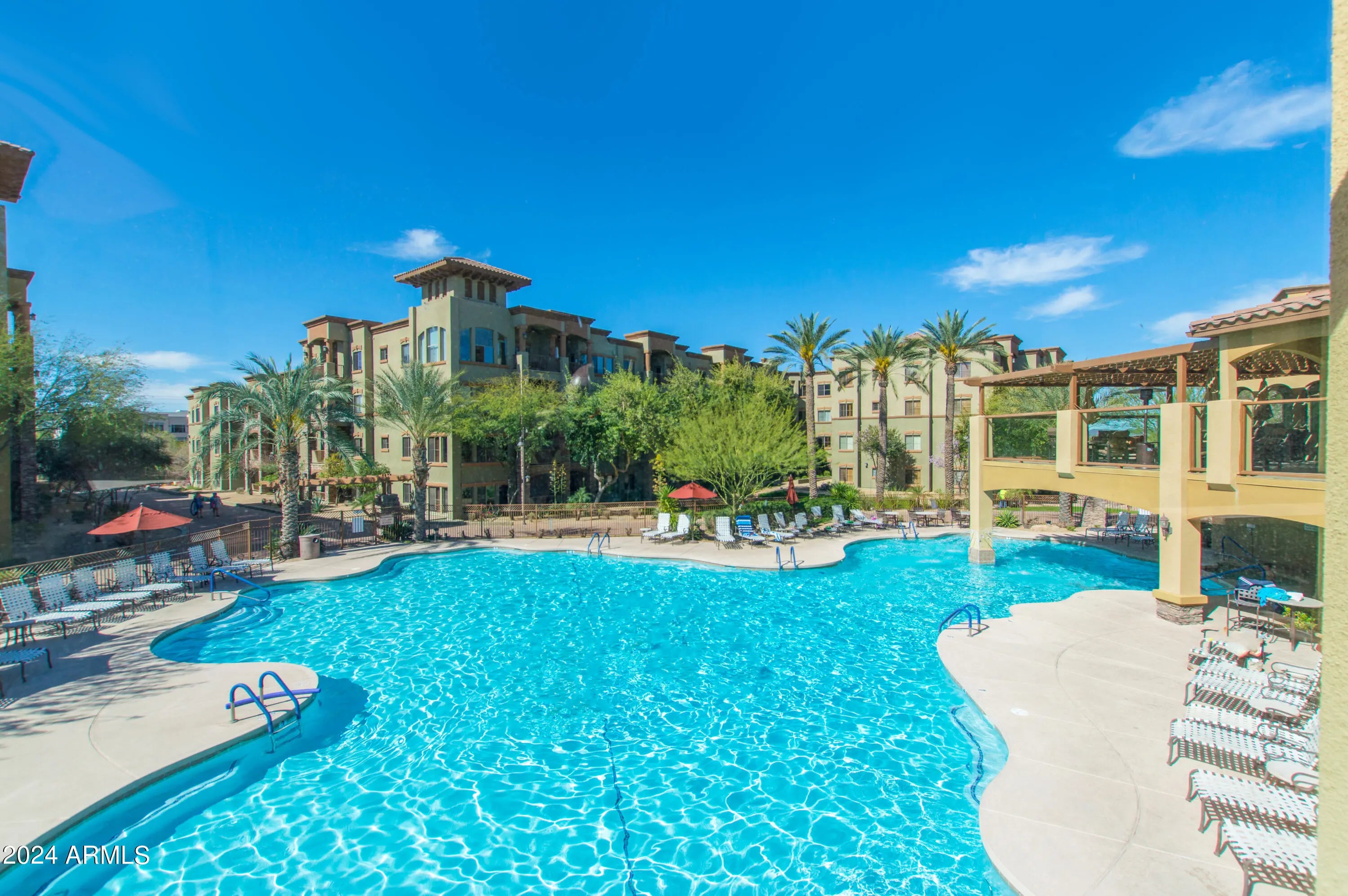 Photo of Listing #6972096