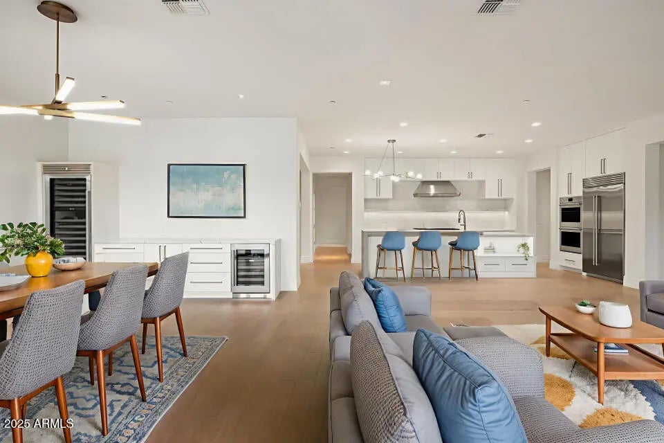 Photo of Listing #6718632