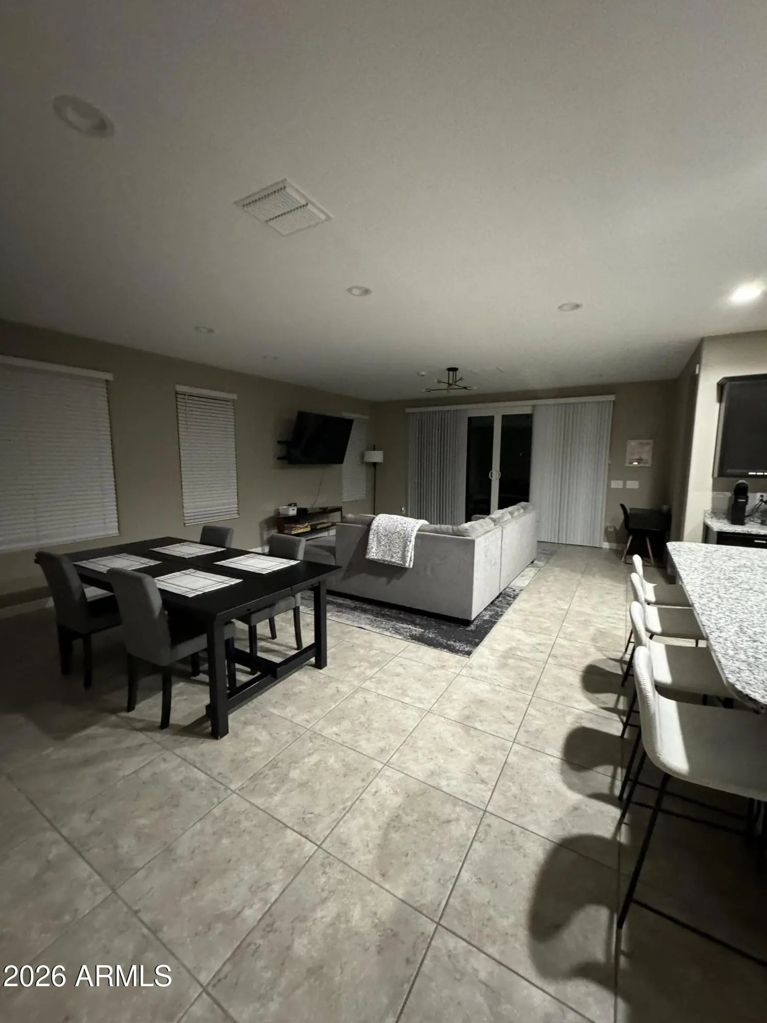 Photo of Listing #6719489