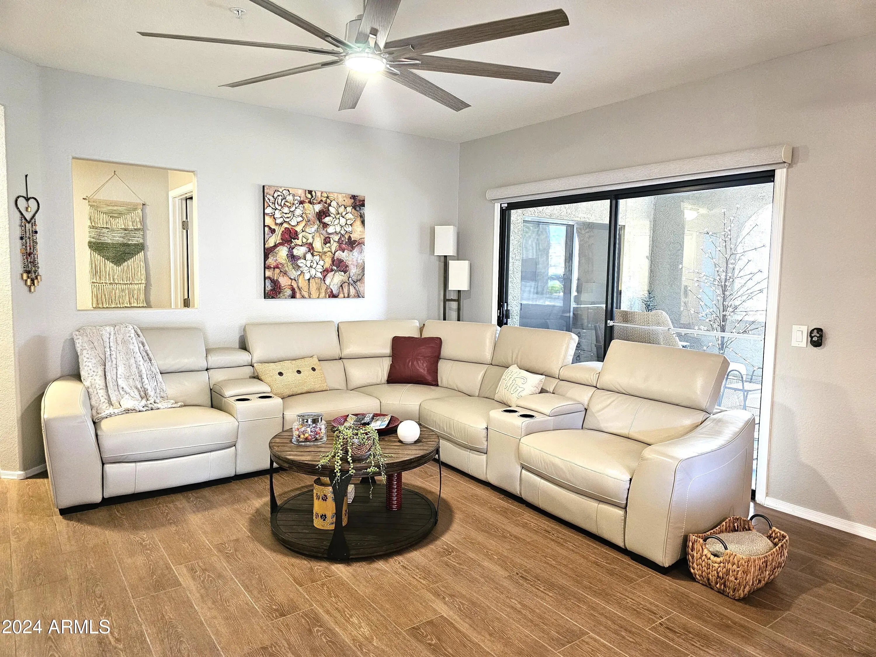 Photo of Listing #6737203