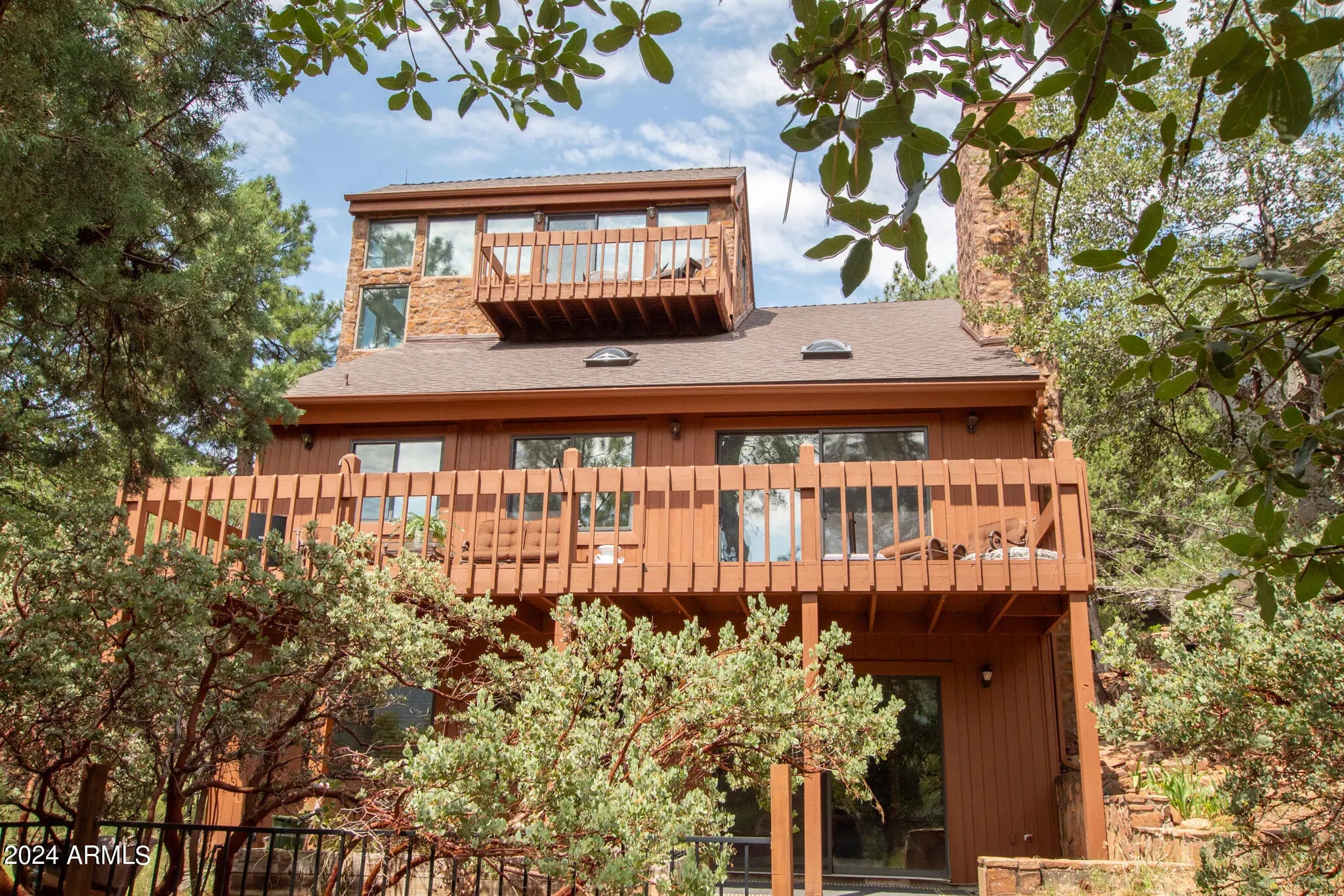 Photo of Listing #6736268