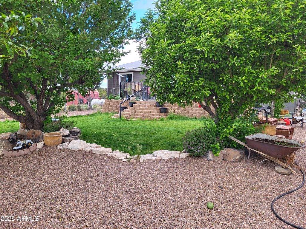 12 Navajo Dr Cr5067, Concho