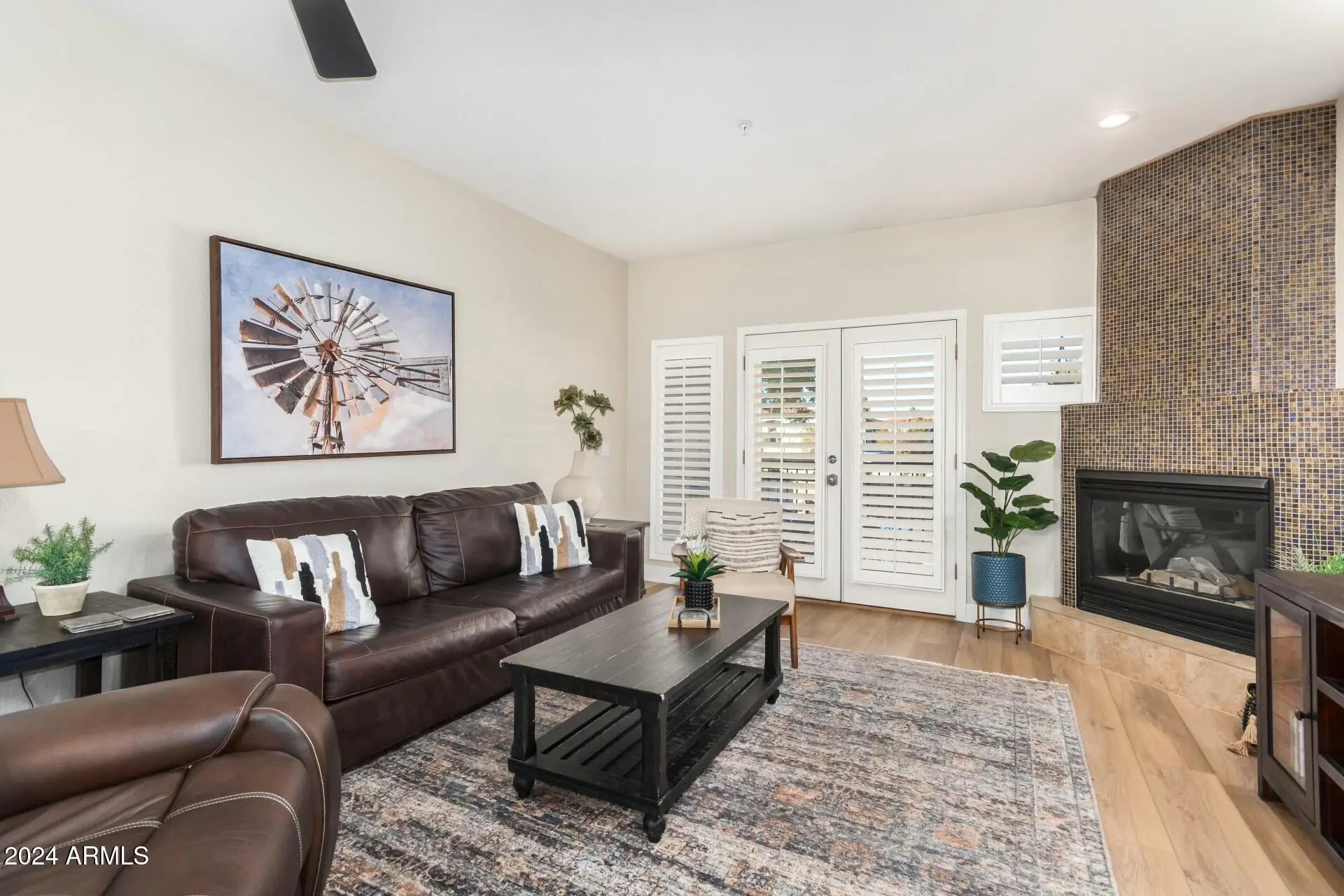 Photo of Listing #6736844