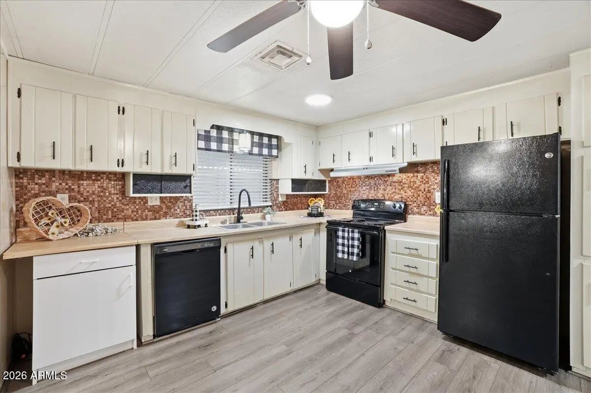 Photo of Listing #6814367