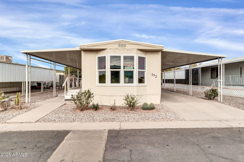 300 S Val Vista Drive (unit 152), Mesa