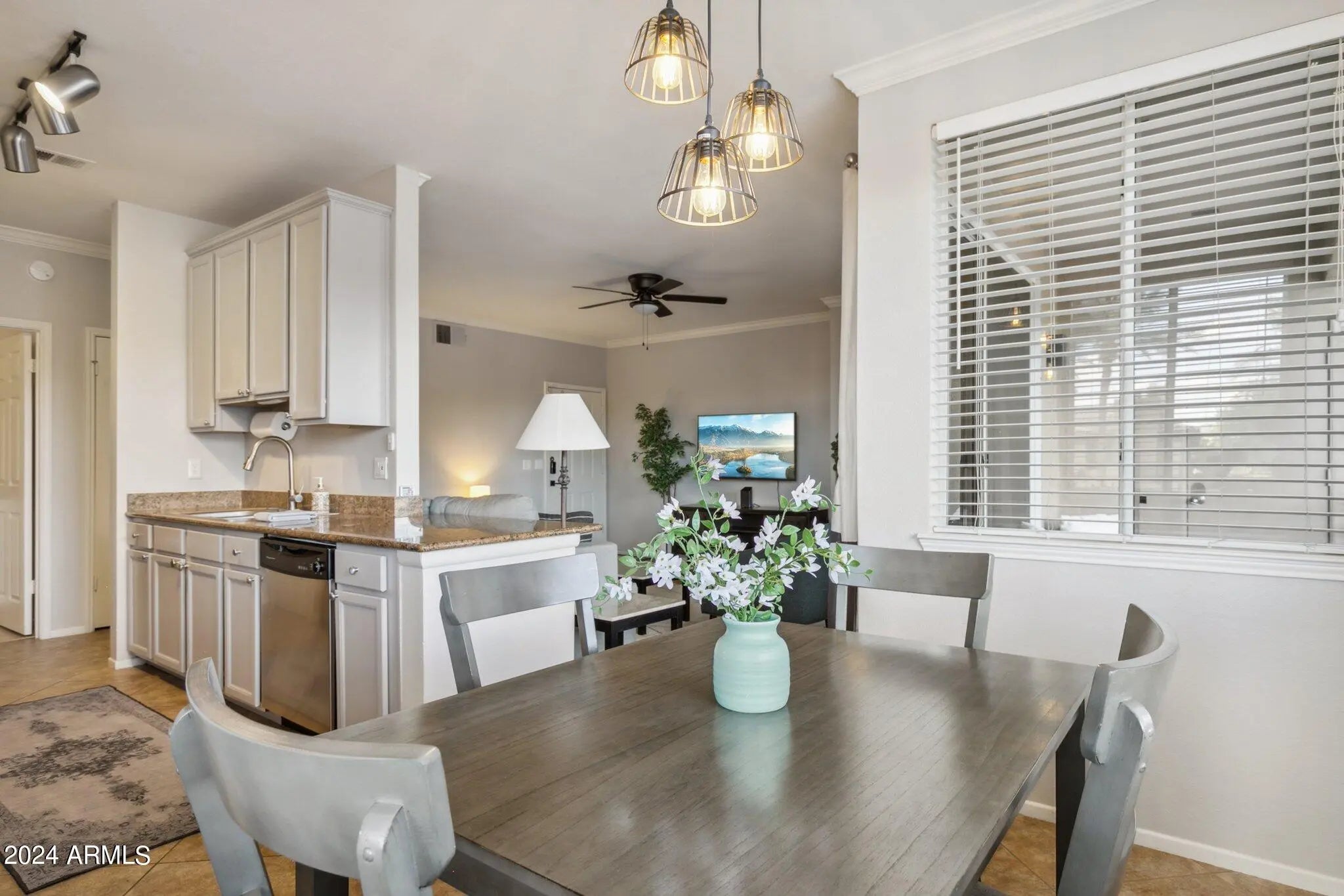 Photo of Listing #6760803