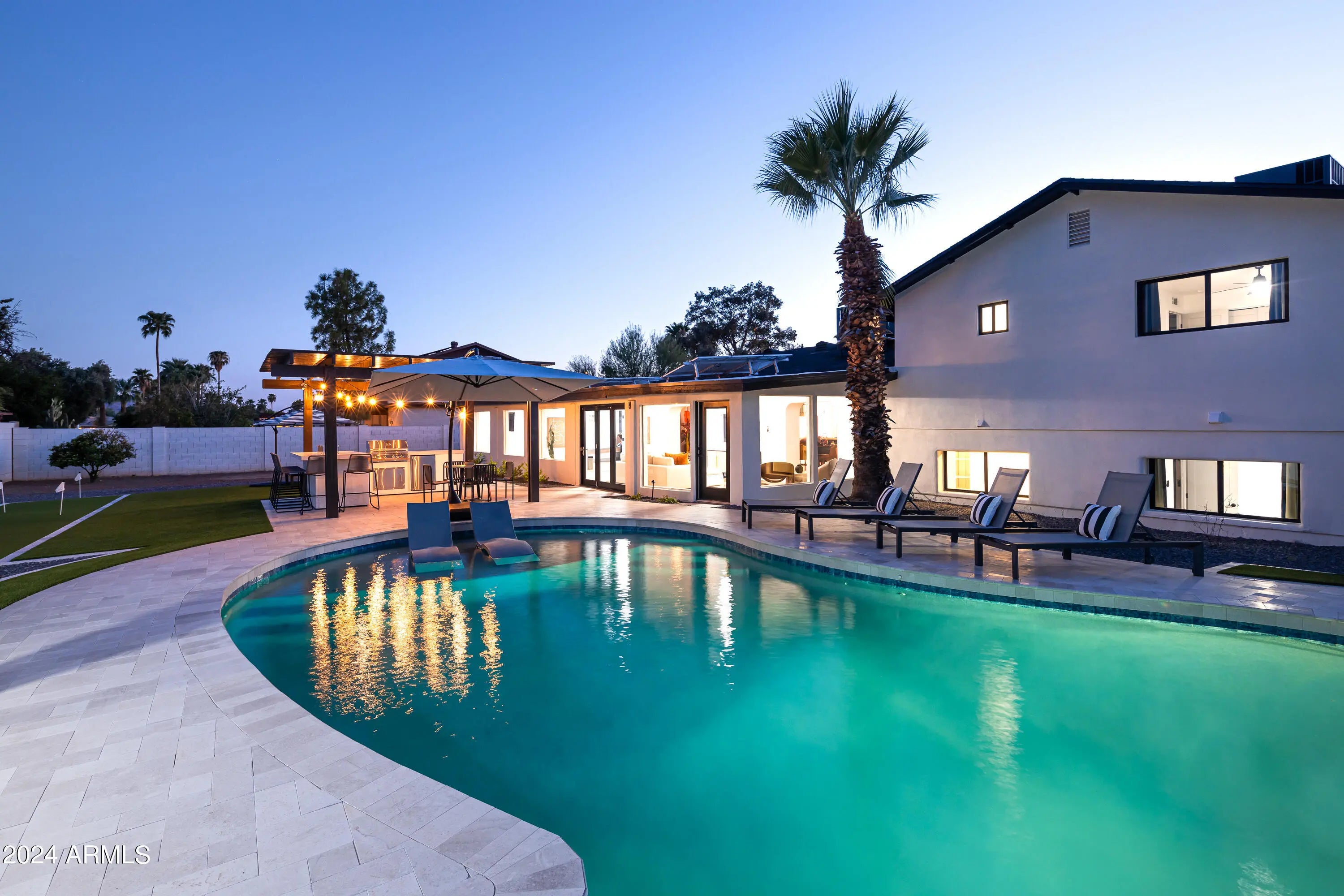 Photo of Listing #6760977