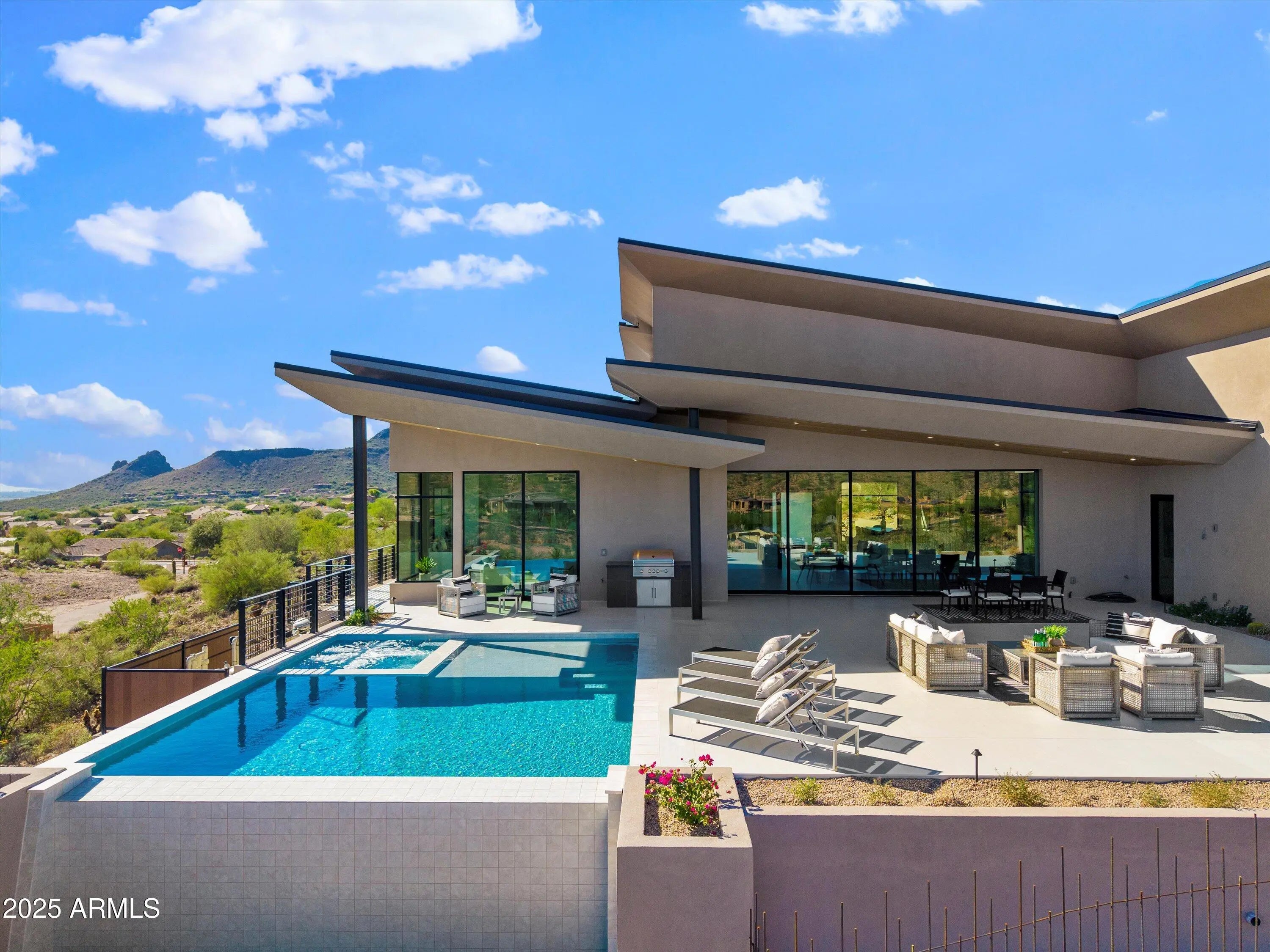 Photo of Listing #6794531