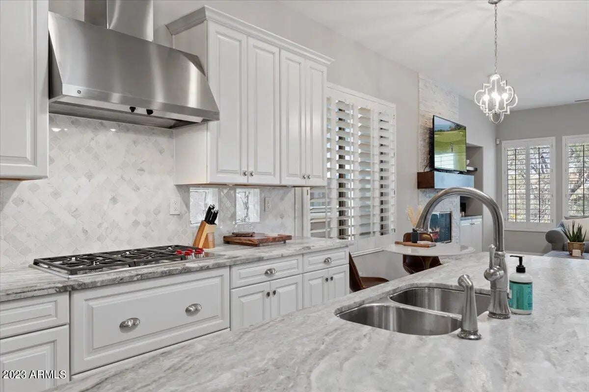 Photo of Listing #6769904