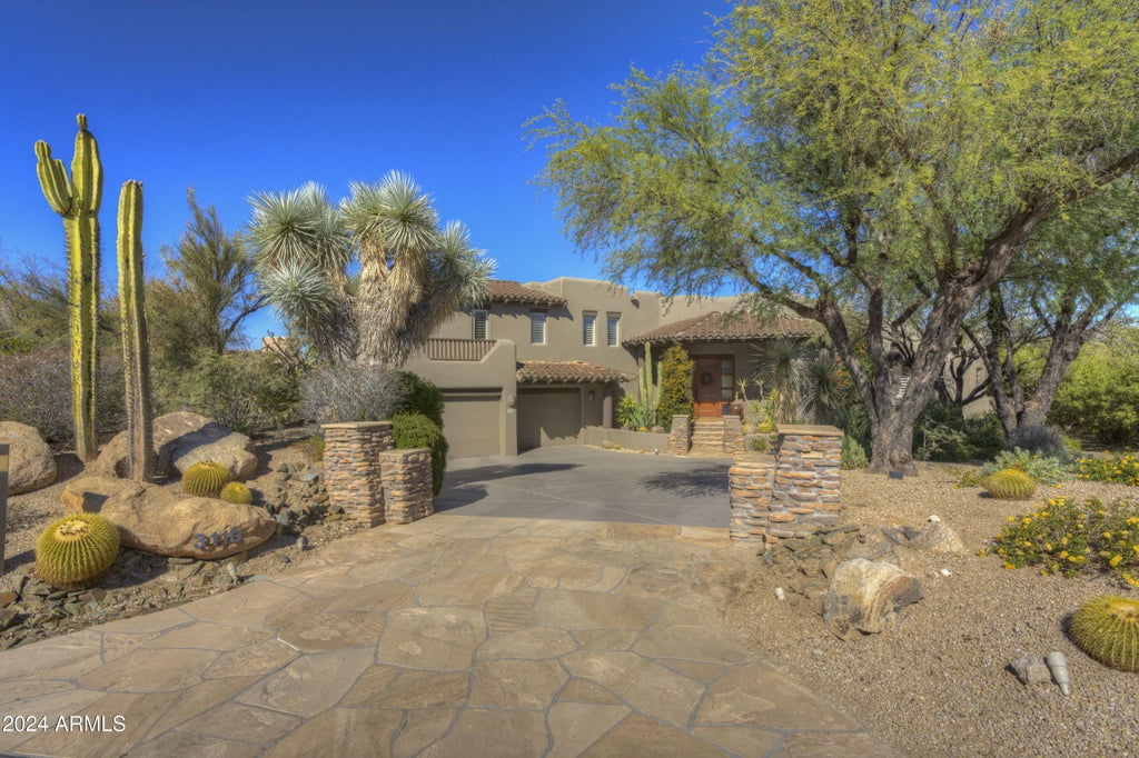 3110 Arroyo Hondo, Carefree