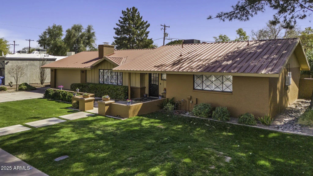 325 E Aepli Drive, Tempe