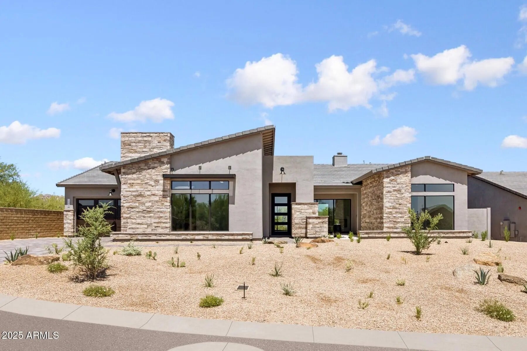 Photo of Listing #6779779