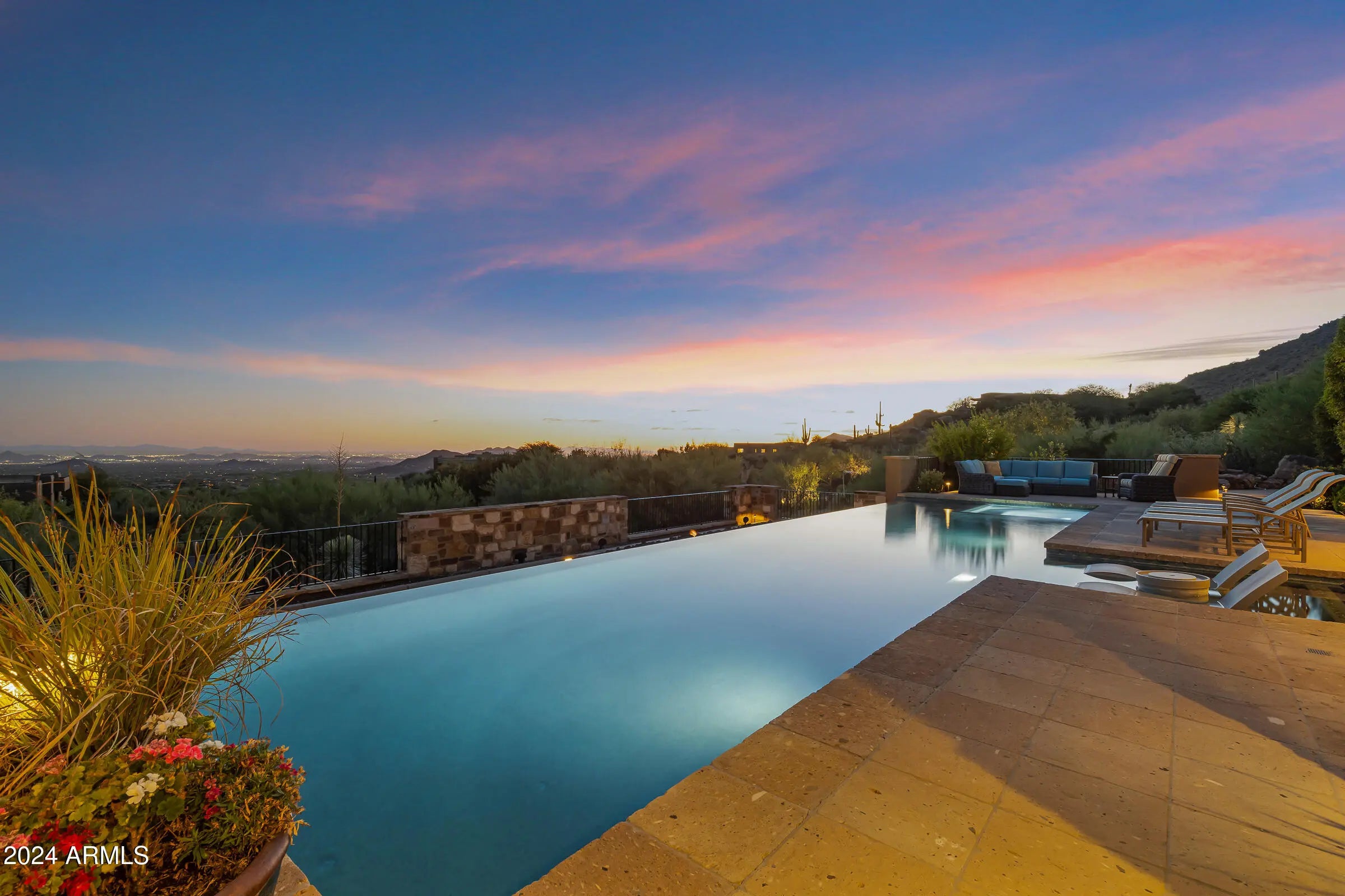 Photo of Listing #6783191