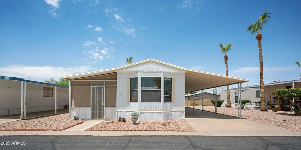 9427 E University Drive (unit 46), Mesa