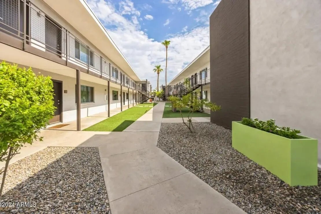 Photo of Listing #6787904