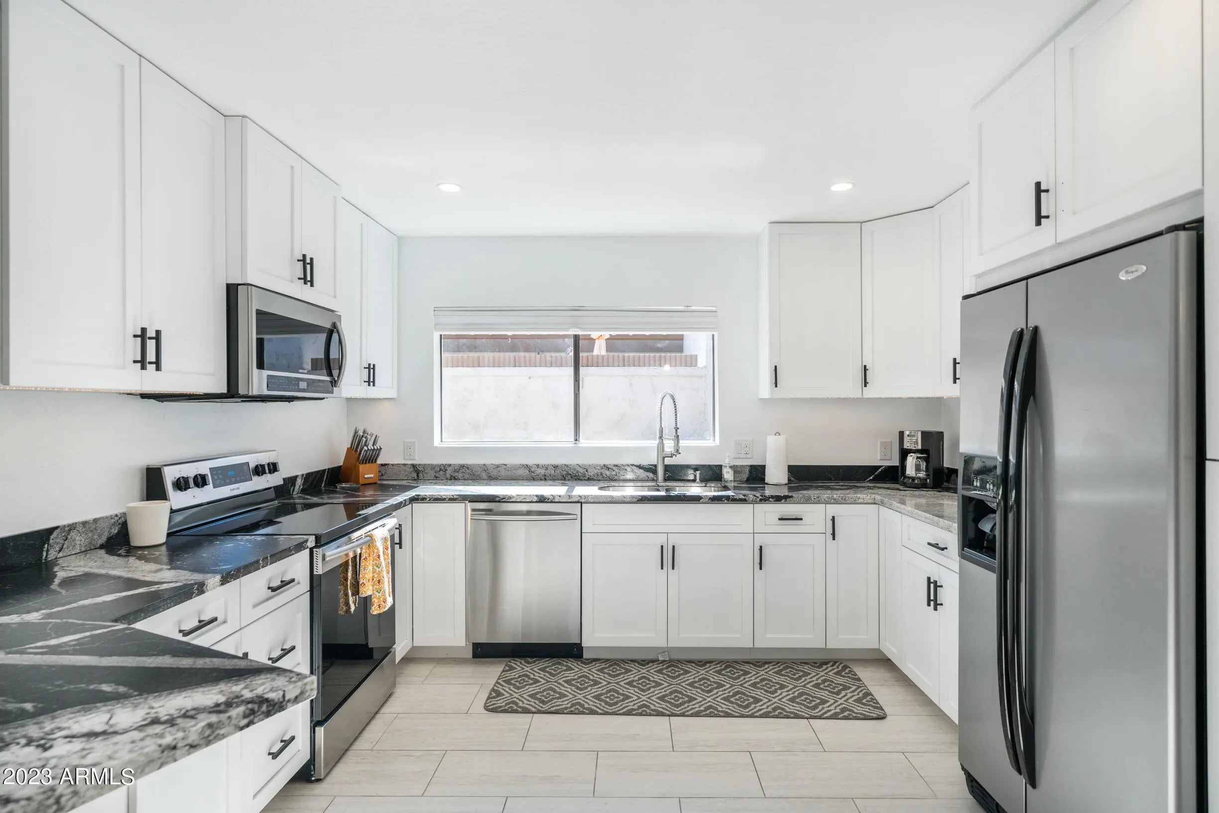 Photo of Listing #6788512