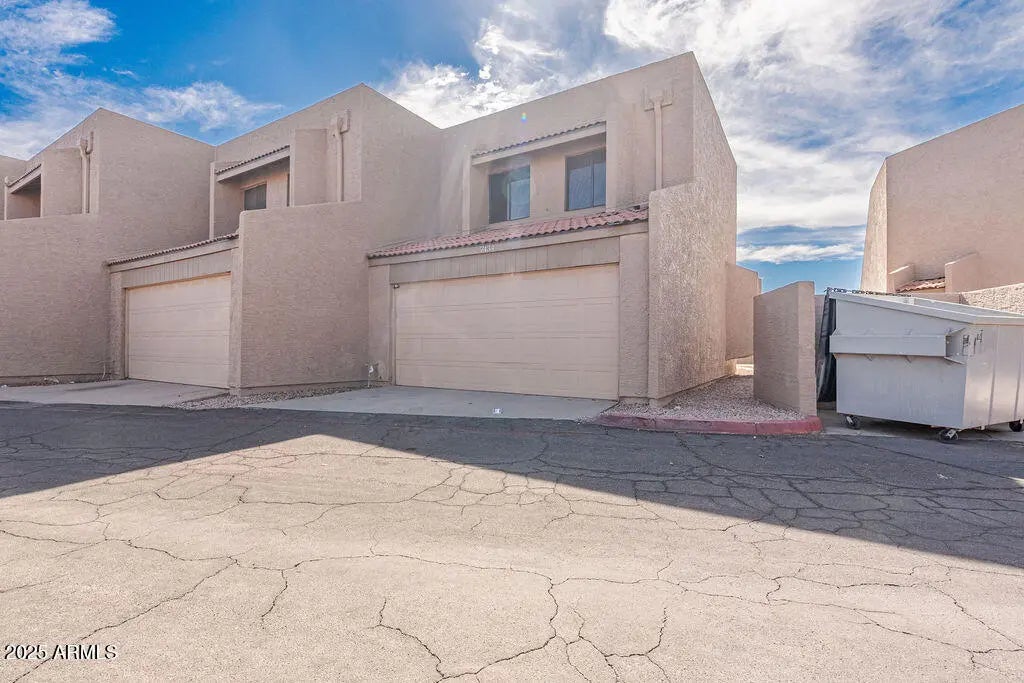 Photo of Listing #6789832