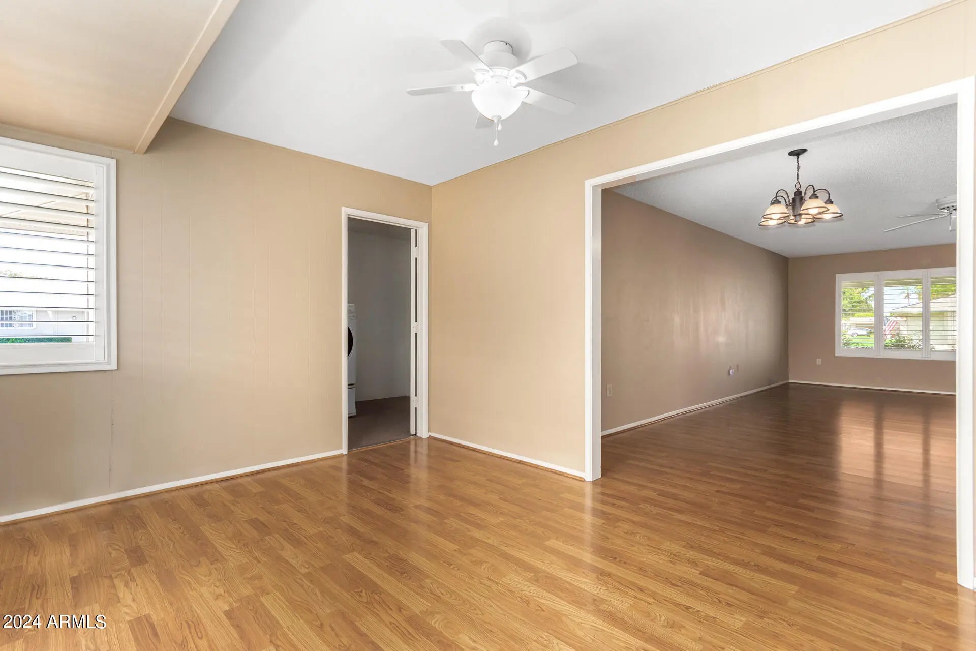 Photo of Listing #6789976