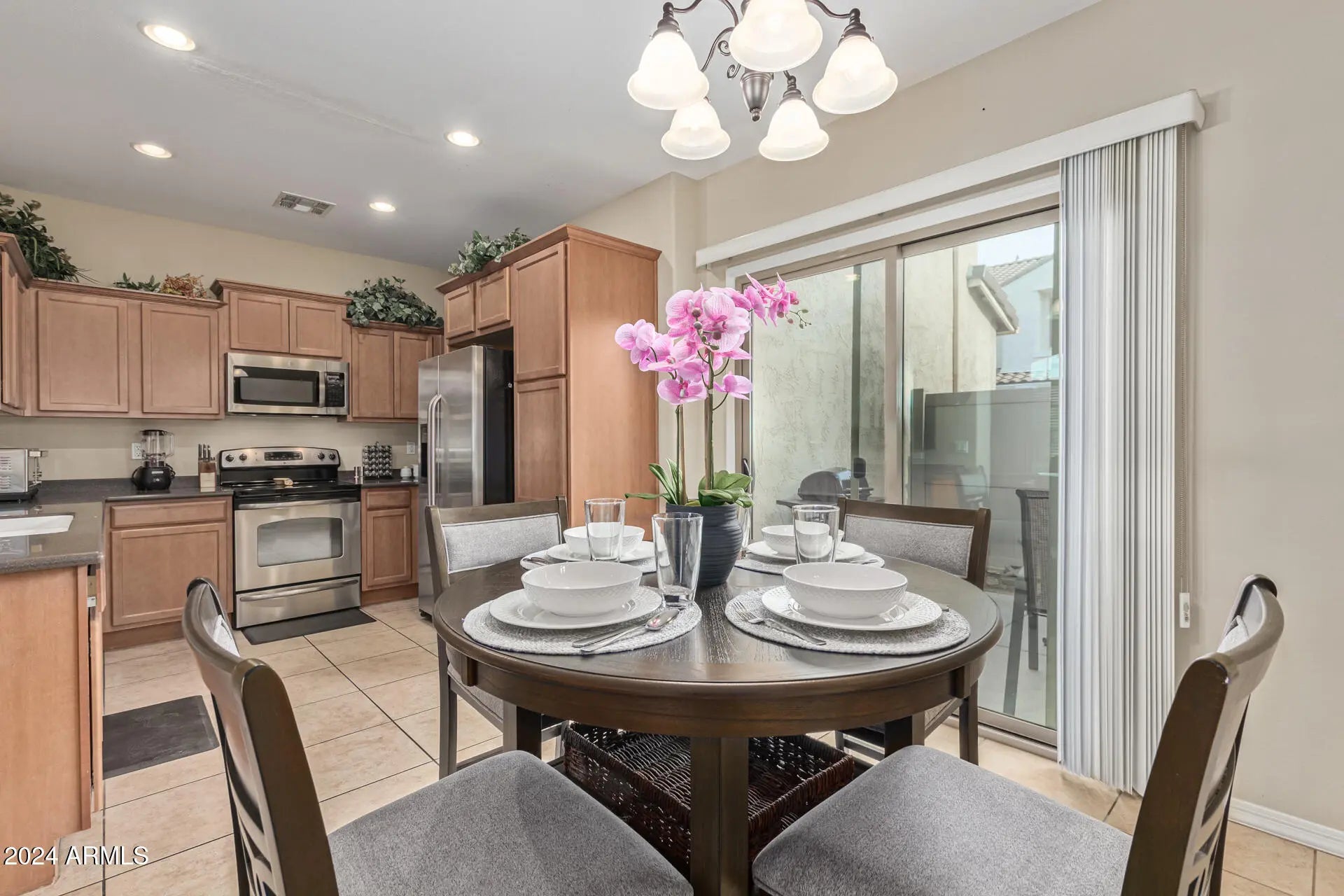 Photo of Listing #6844955