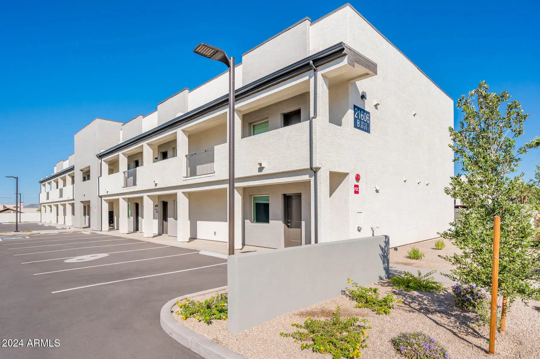 Photo of Listing #6791960