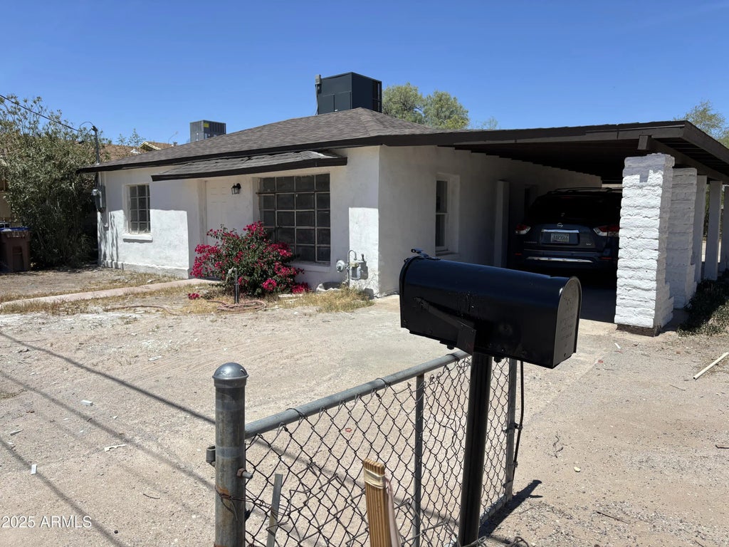 114 E 12th Street, Eloy