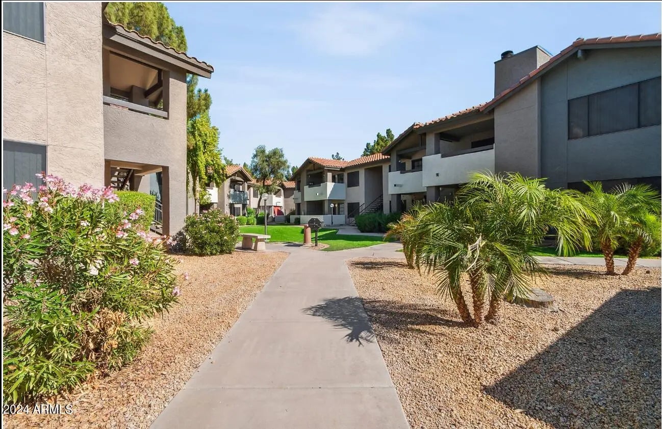 Photo of Listing #6792562