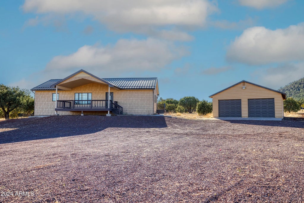 828 Acr 3144, Vernon