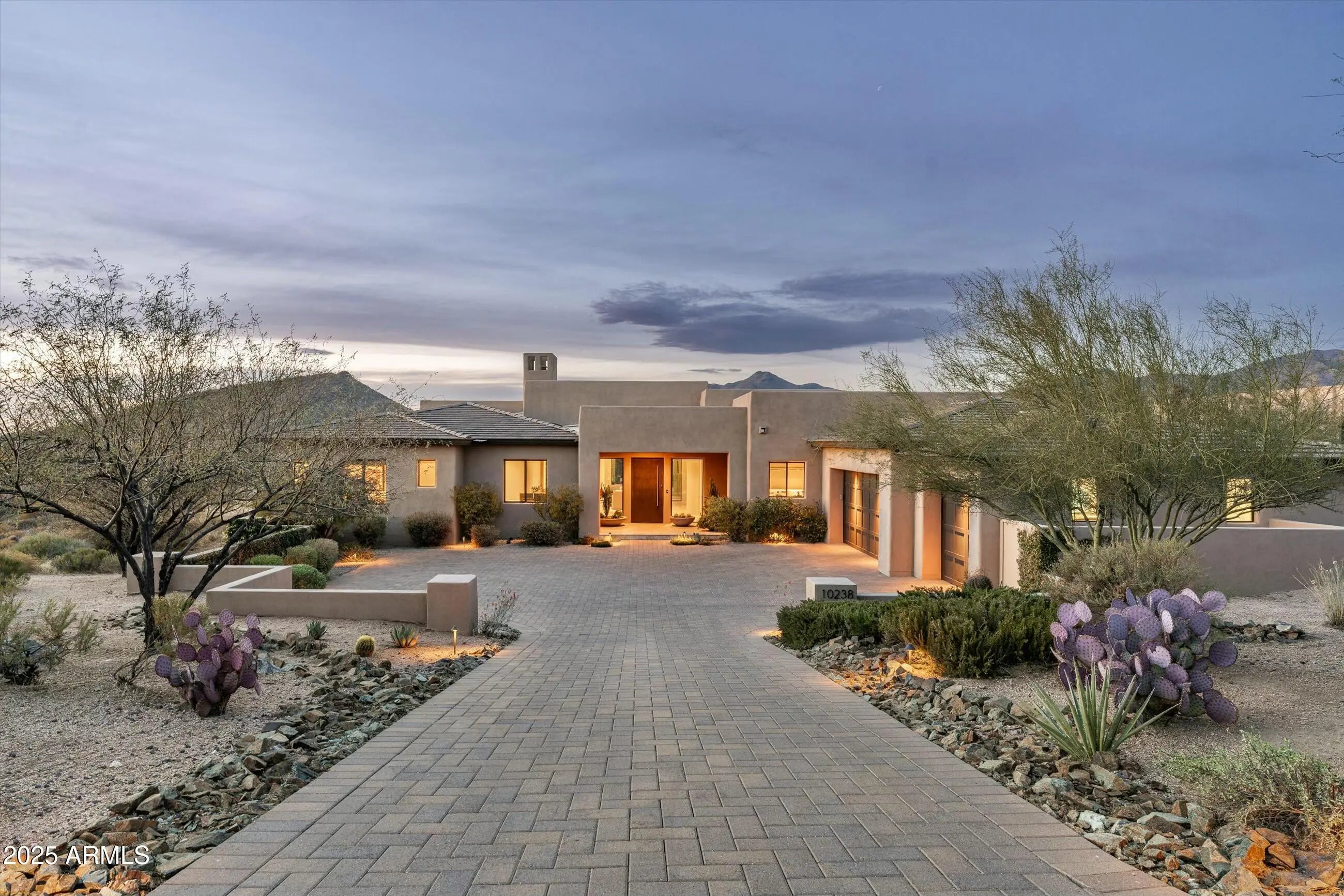 Photo of Listing #6824856