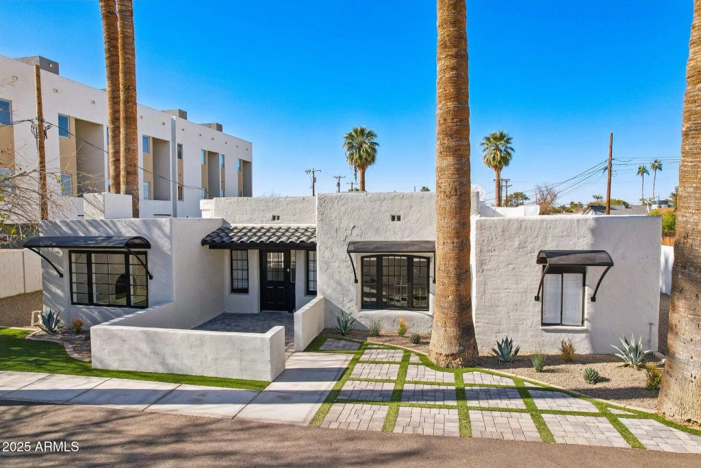 4302 N 32nd Street, Phoenix