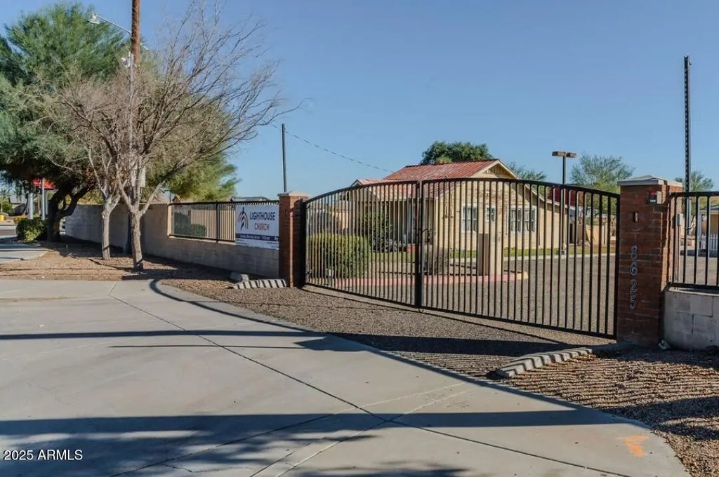 8625 W Olive Avenue, Peoria