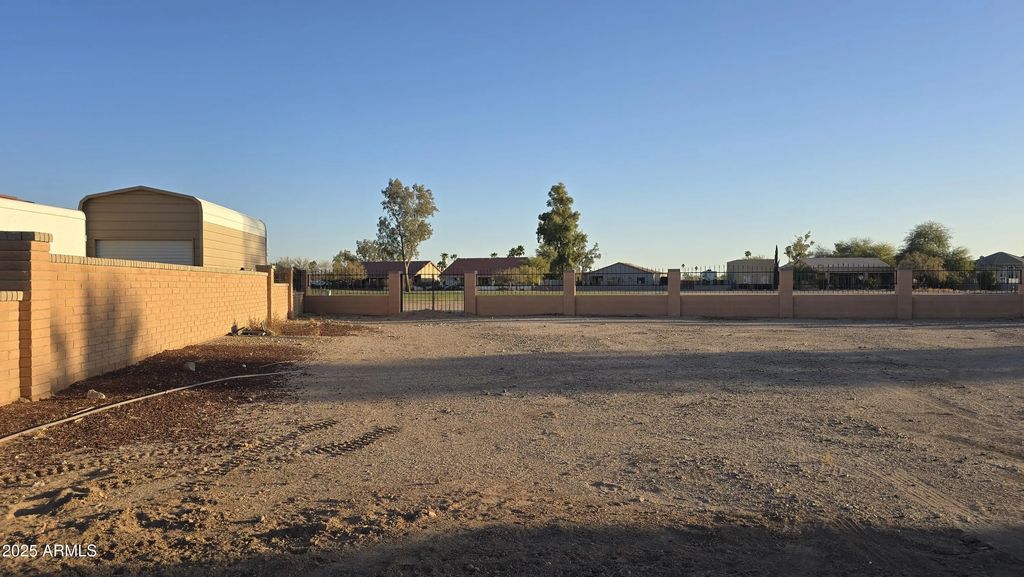 8635 W Royal Blackheath Drive (unit 2231), Arizona City