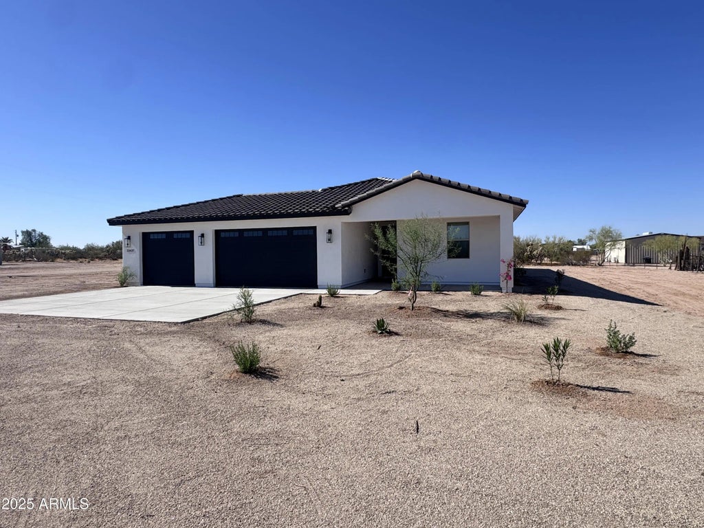 23437 E Cactus Forest Road, Florence