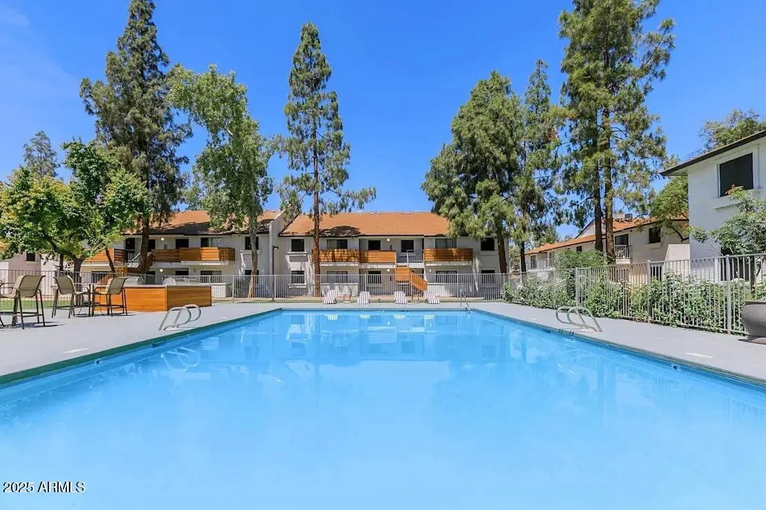 Photo of Listing #6806262