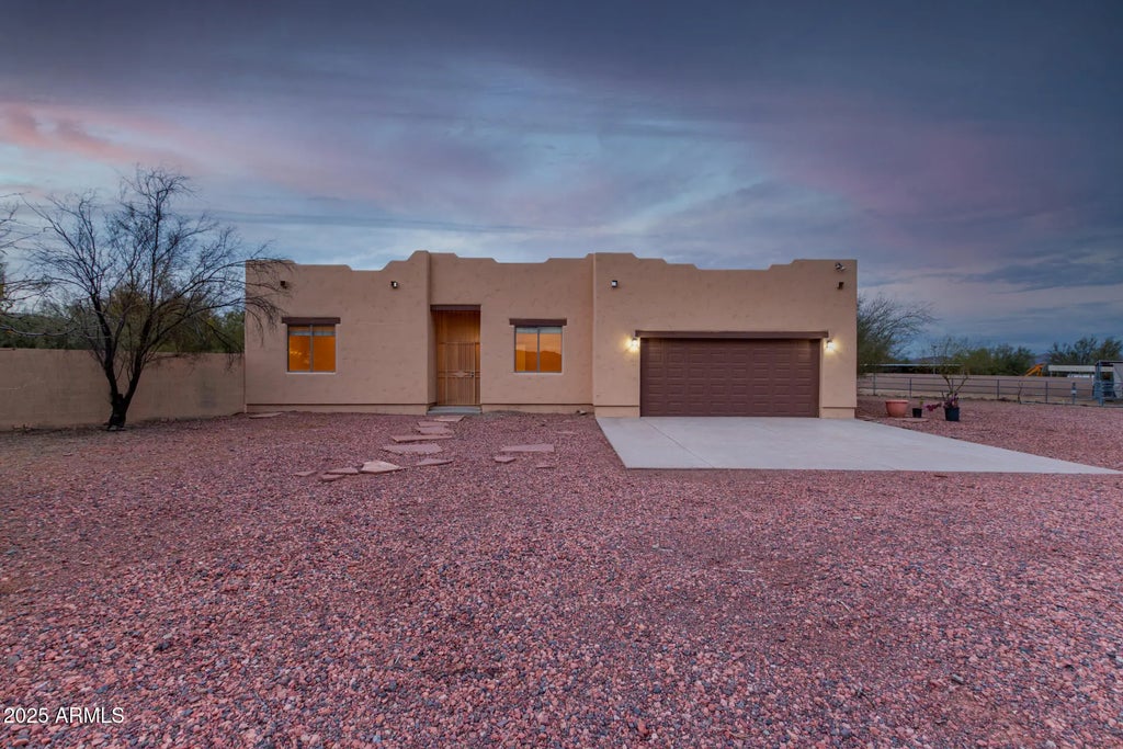 38913 N 21st Avenue, Phoenix