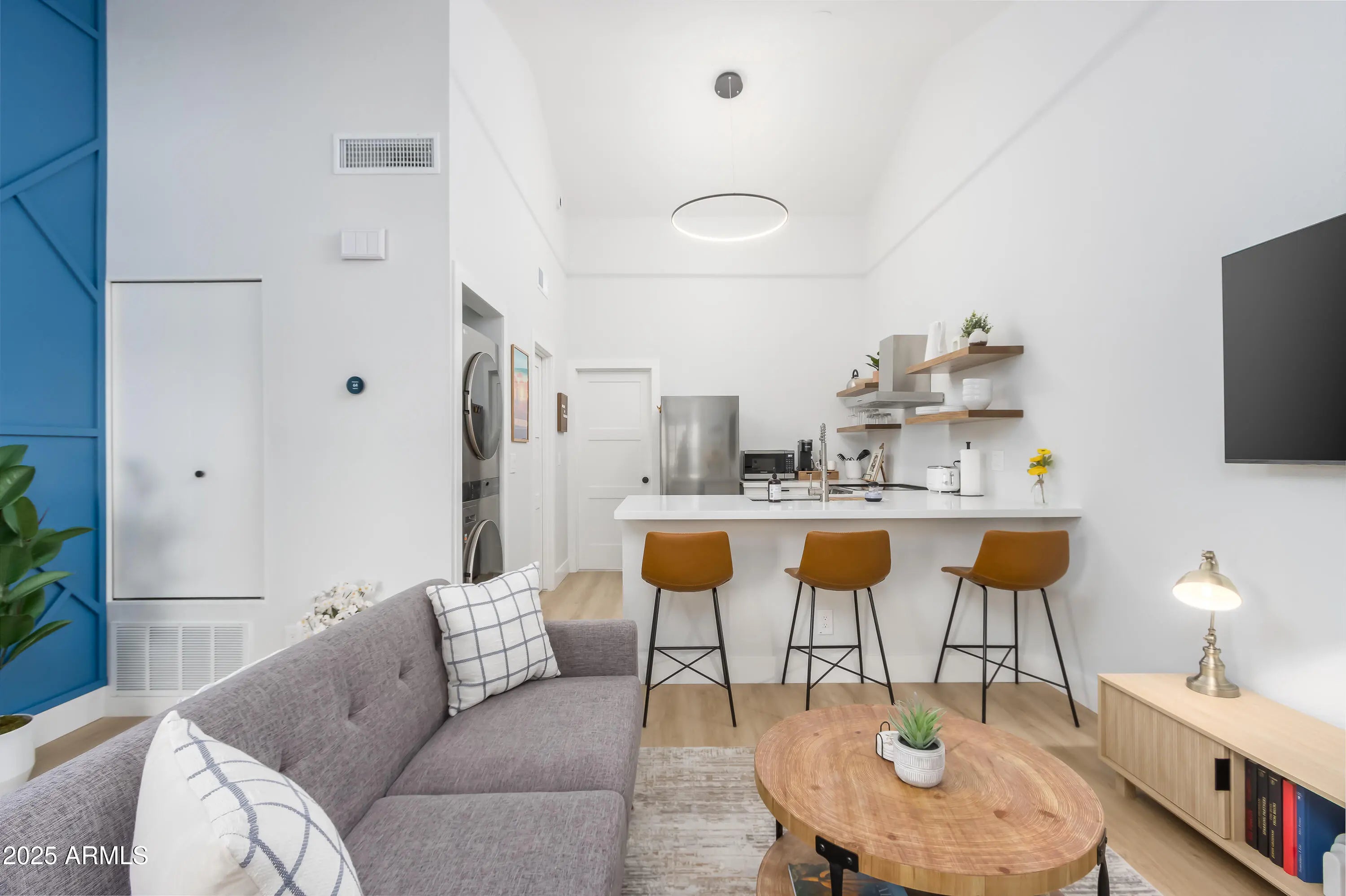 Photo of Listing #6807586