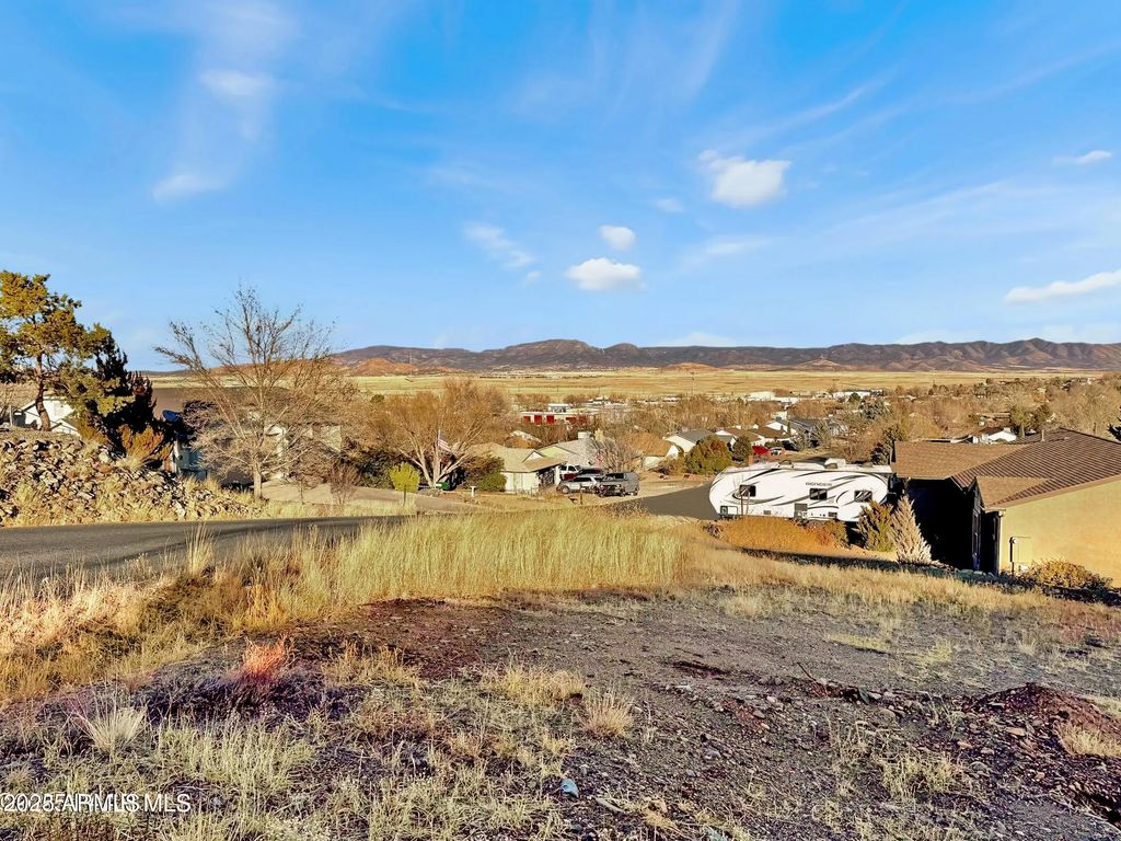 8061 E Dust Devil Drive (unit 5681), Prescott Valley