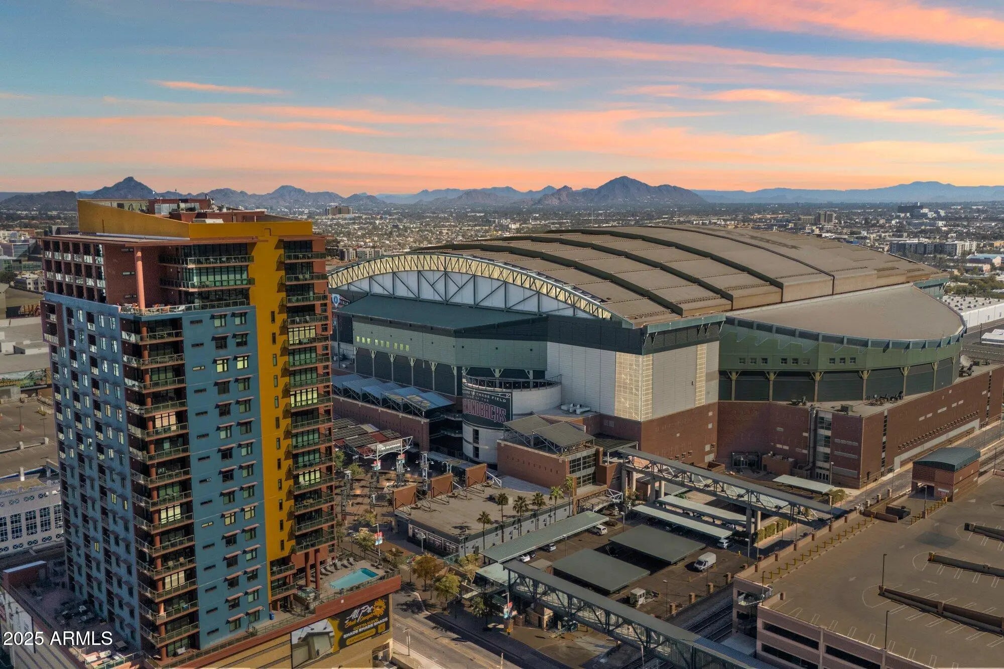 Photo of Listing #6809984