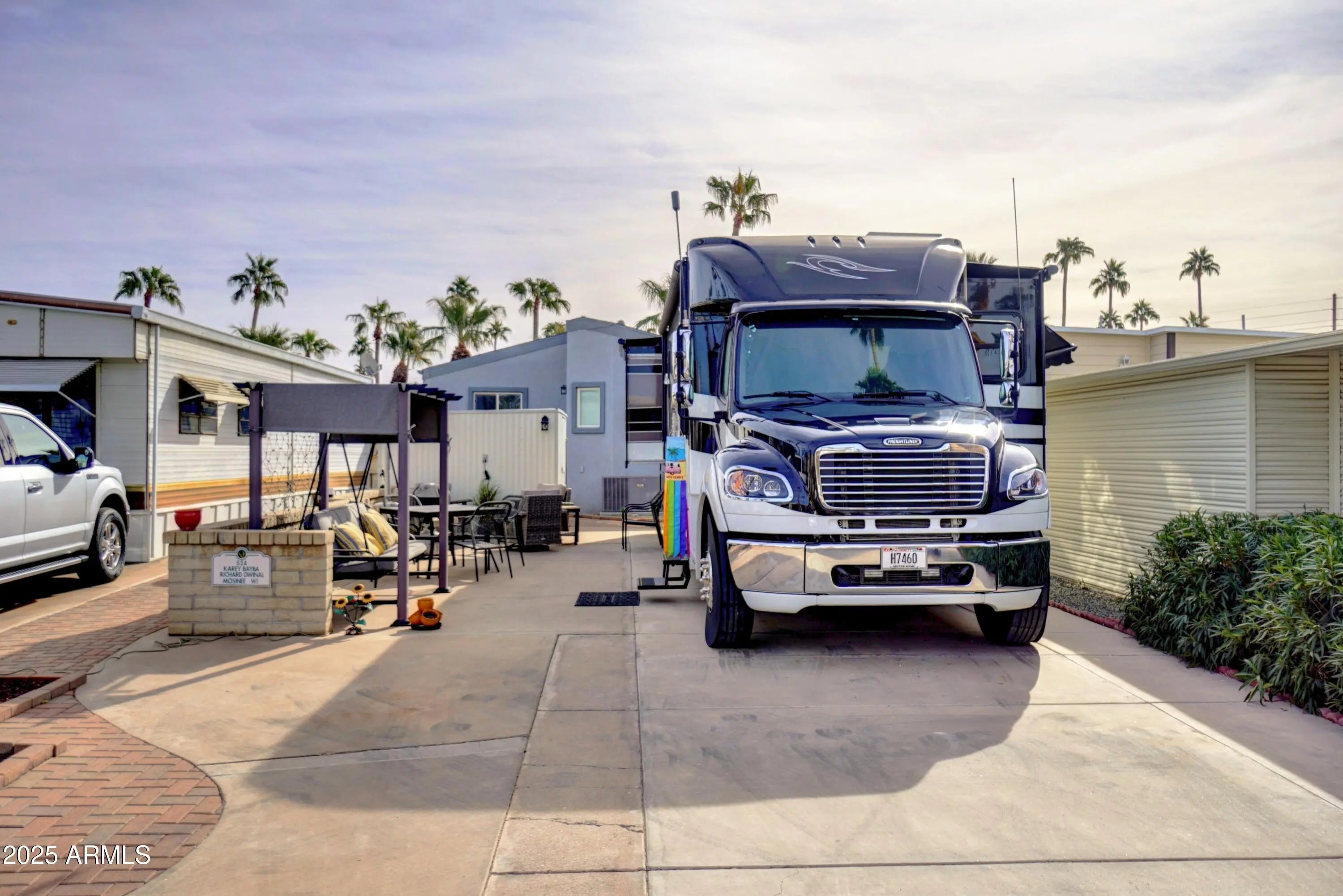 Photo of Listing #6809231