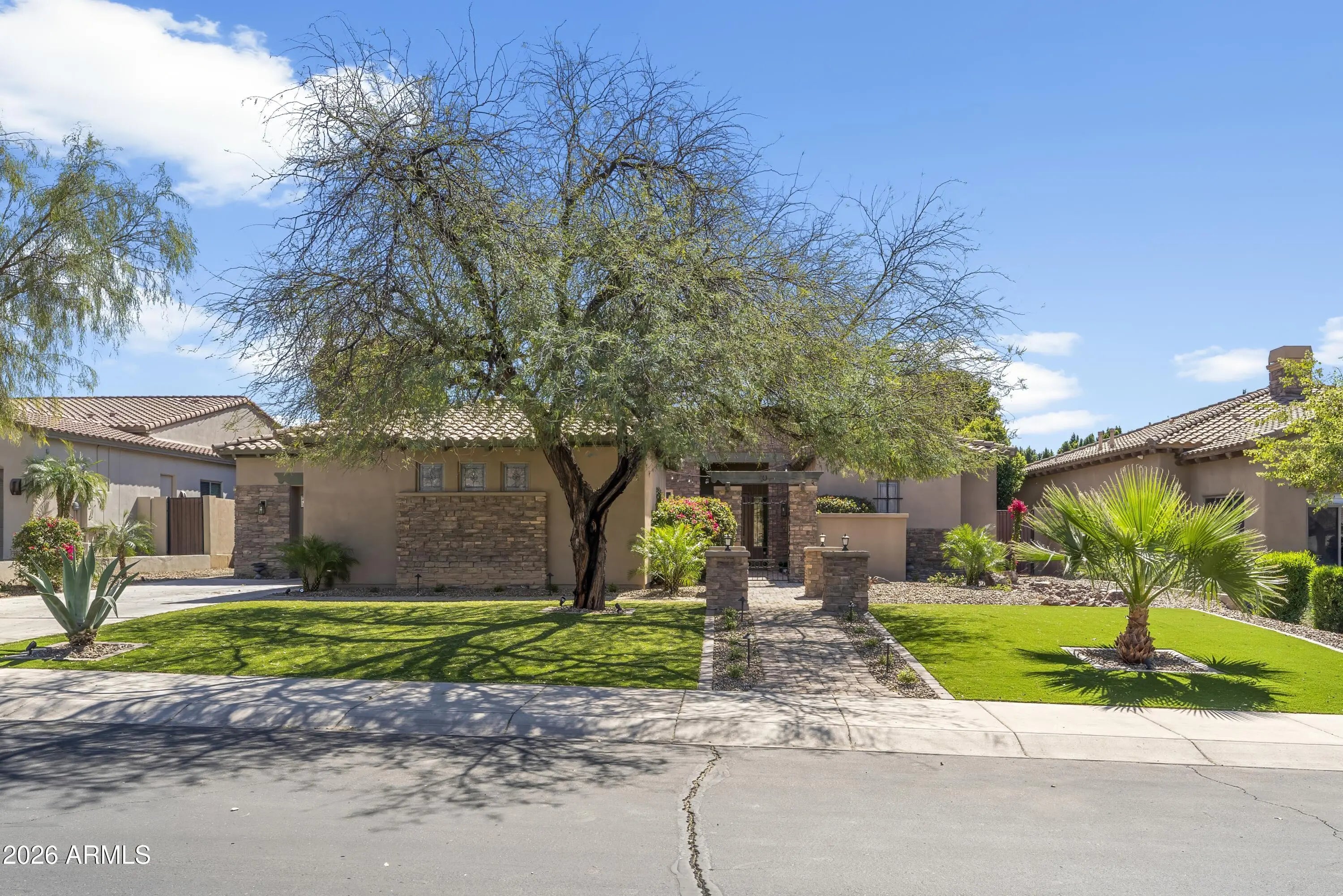 Photo of Listing #6822394