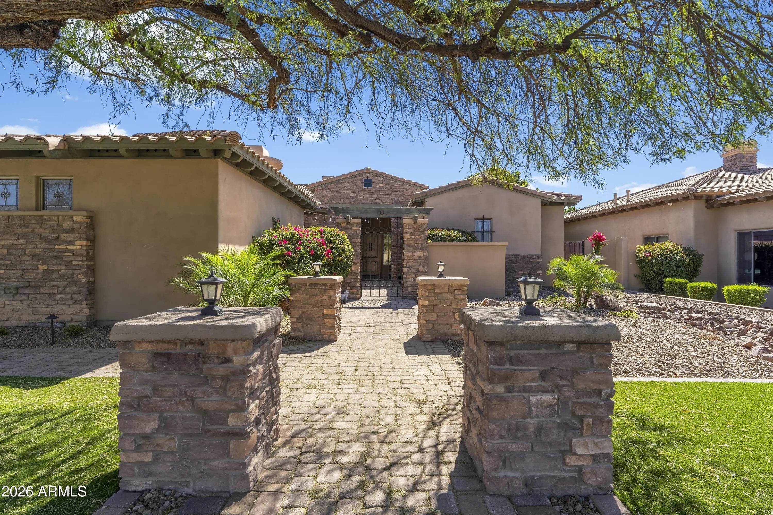 Photo of Listing #6822394