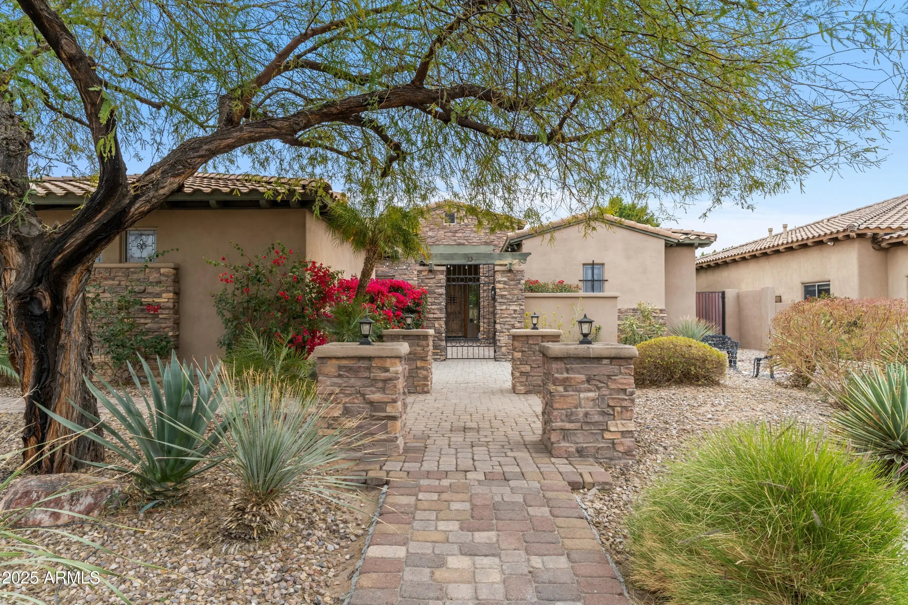 Photo of Listing #6822394