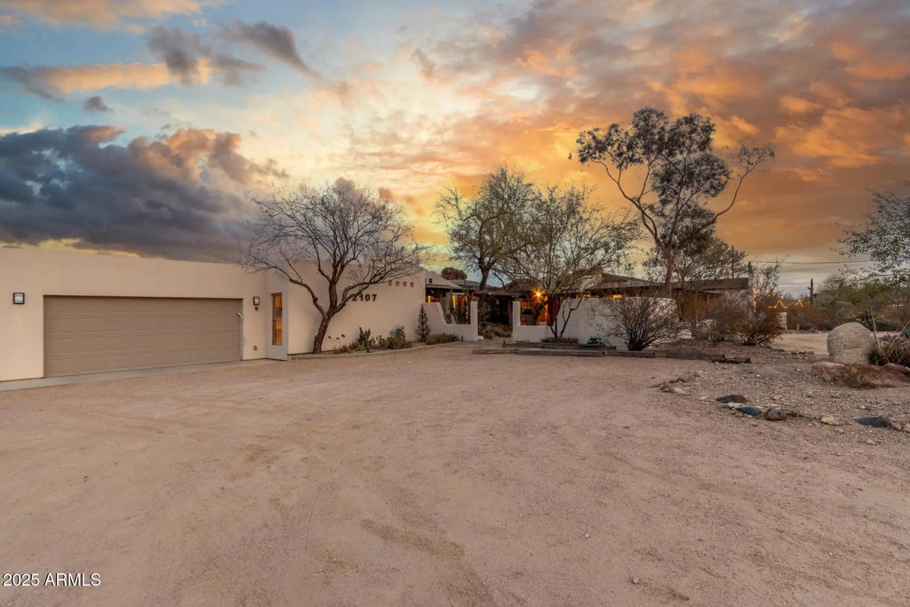 2107 N Campo Allegre Drive, Tempe