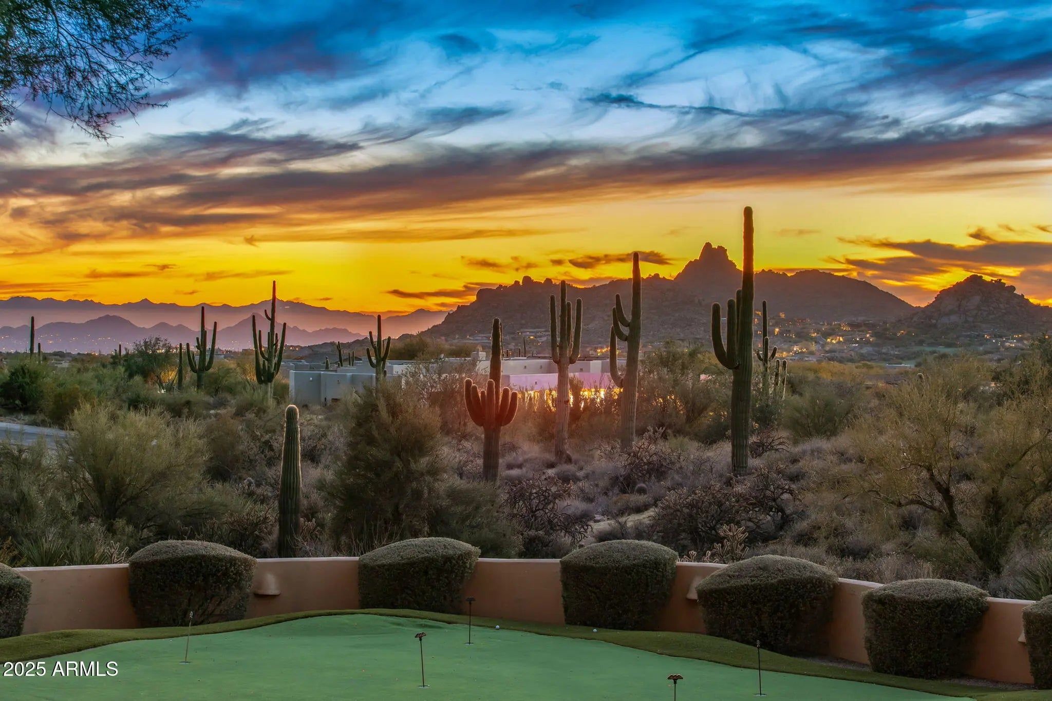 Photo of Listing #6810817