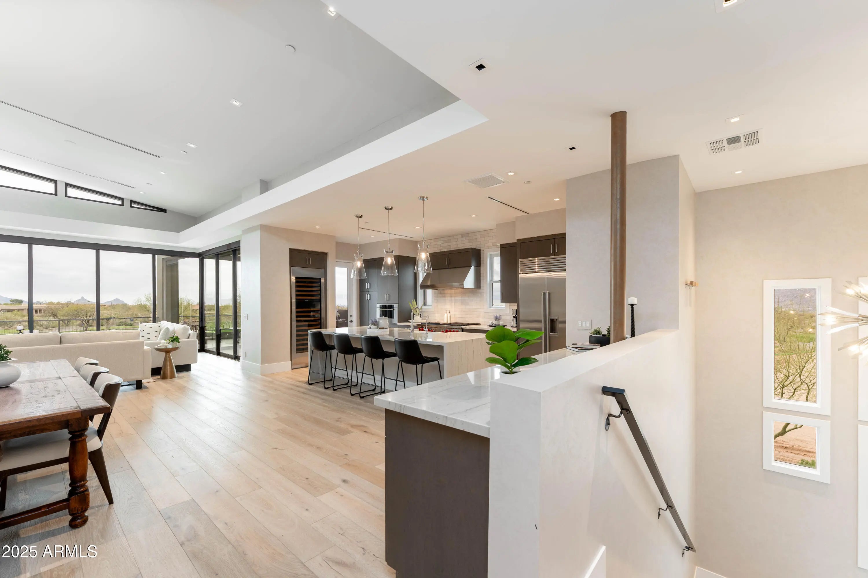 Photo of Listing #6815875